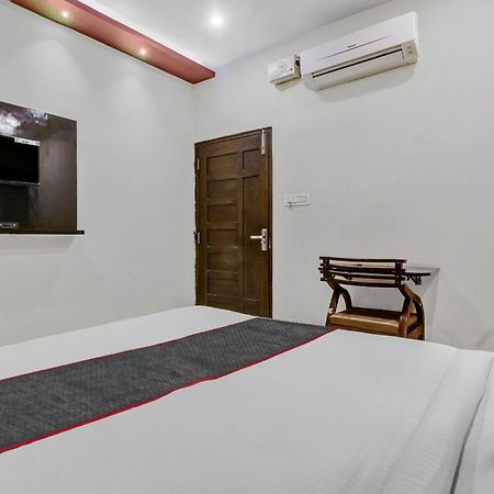 Collection O Galaxy Suites Hyderabad Bagian luar foto