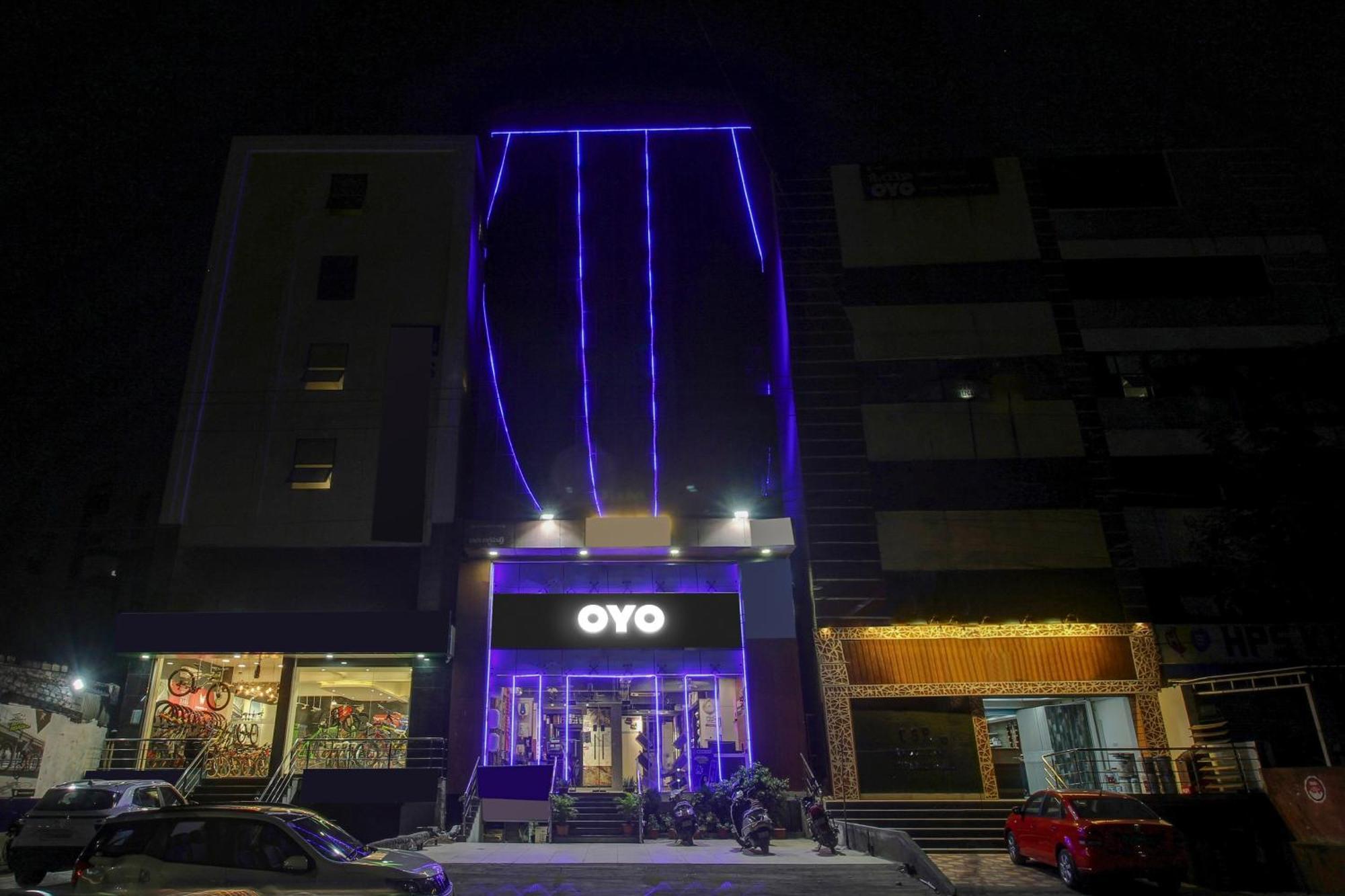 Collection O Galaxy Suites Hyderabad Bagian luar foto