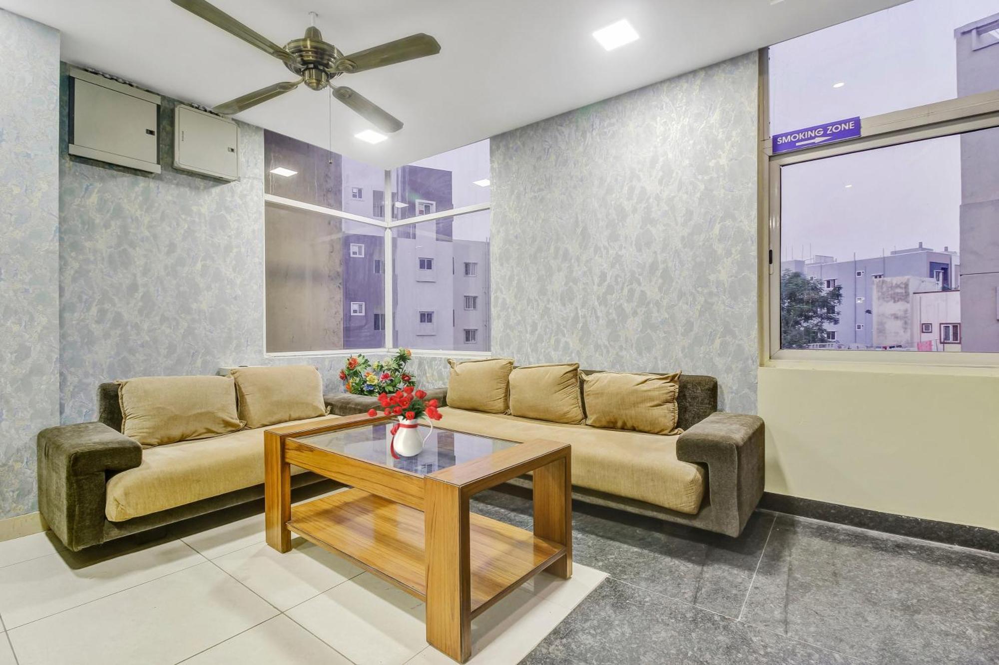 Collection O Galaxy Suites Hyderabad Bagian luar foto