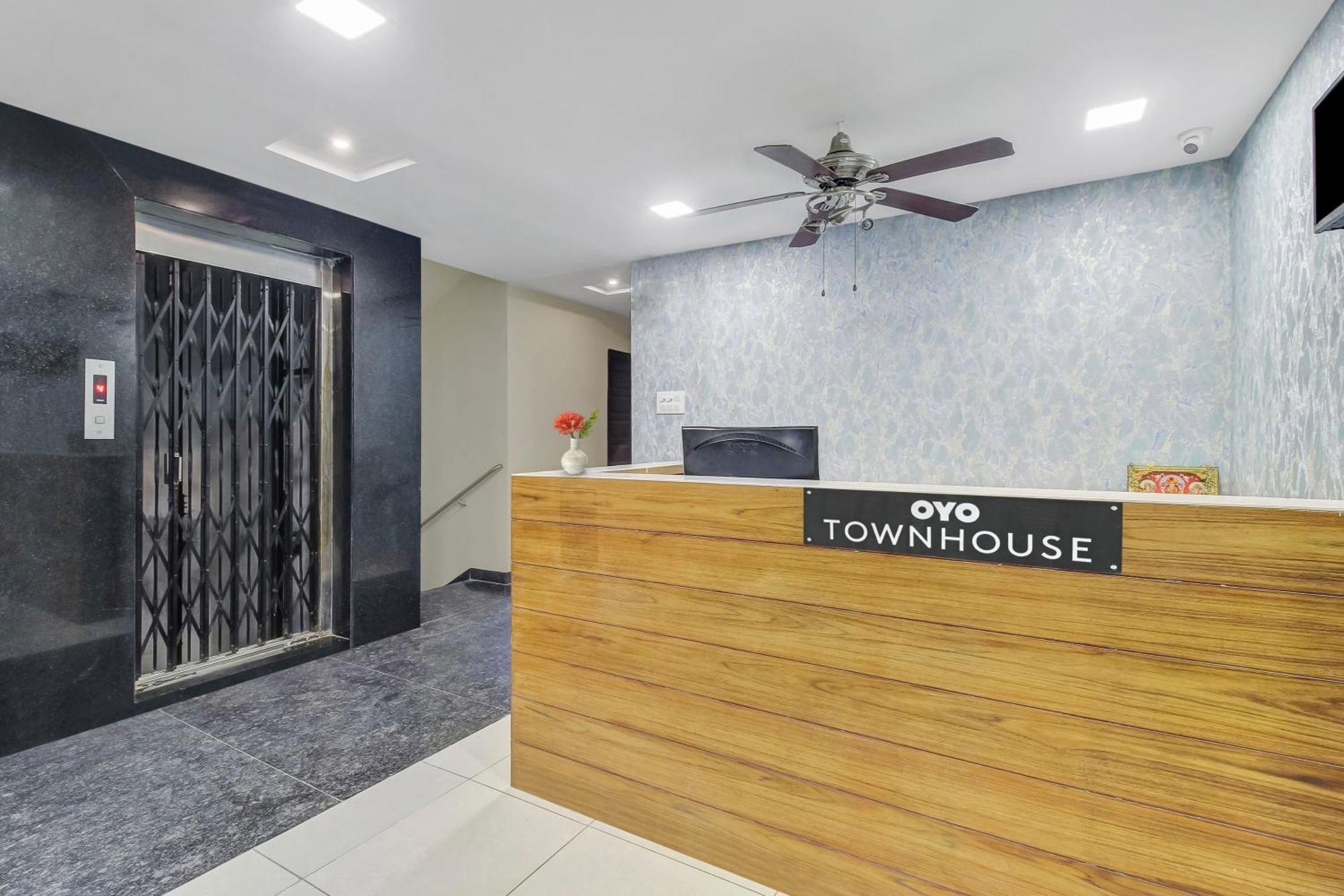Collection O Galaxy Suites Hyderabad Bagian luar foto